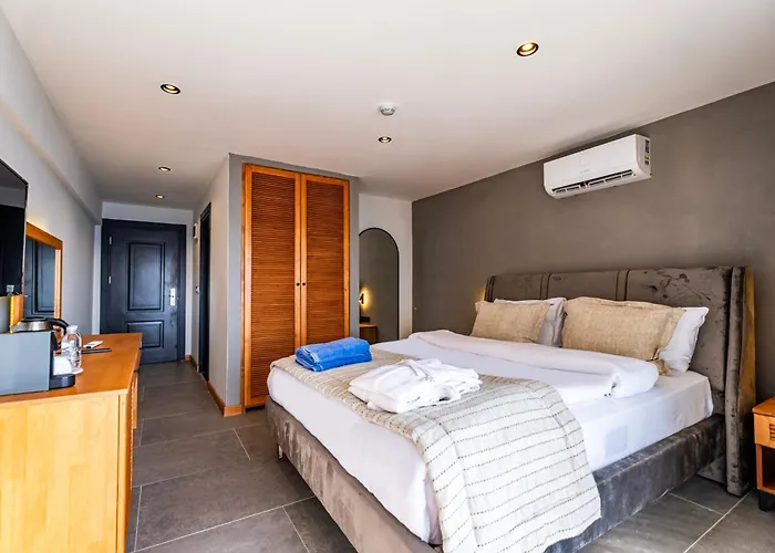 Isolina מלון בודרום