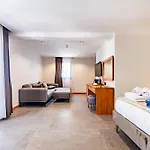 ısolina Otel 4*