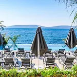 ısolina Otel 4*