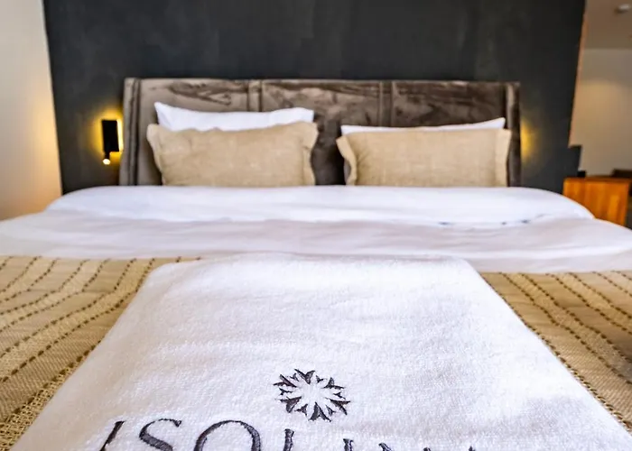 Ξενοδοχείο Isolina 4*