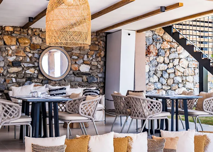 Ξενοδοχείο Isolina 4*